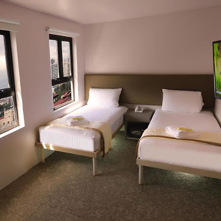 1010 Hotel Muntinlupa City Eksteriør billede